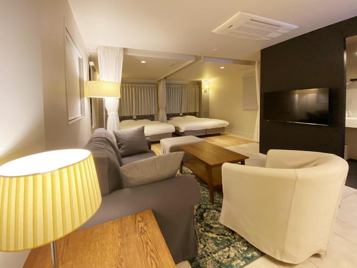 Precious Days Inn Fukuoka  Bagian luar foto